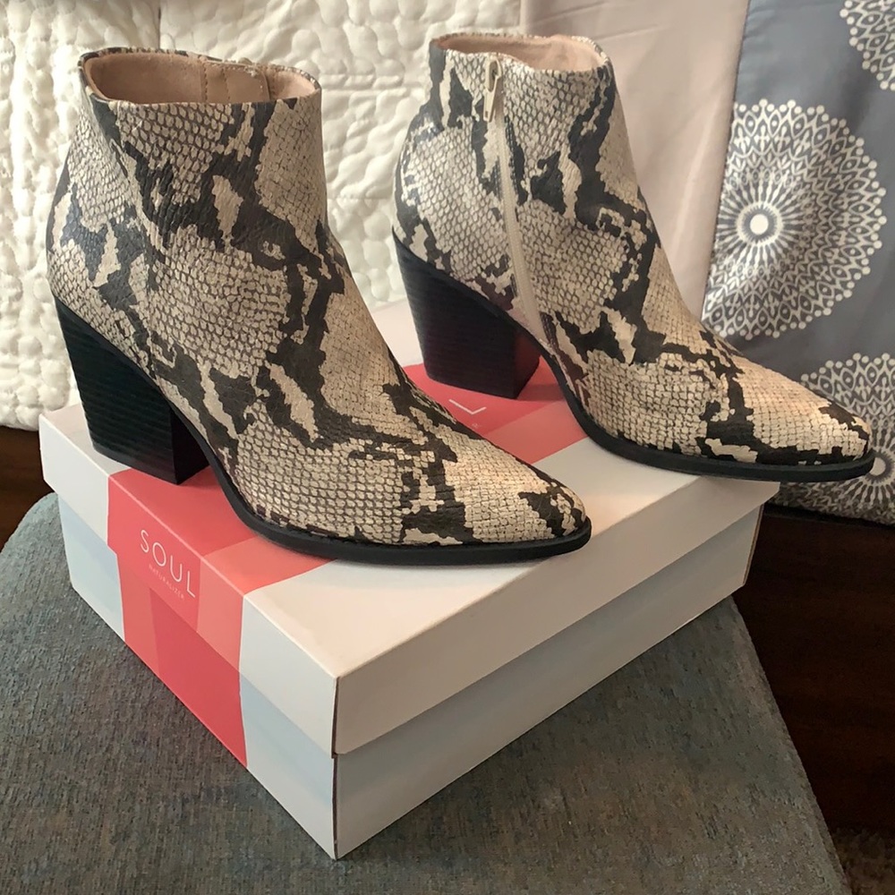 Snakeskin Ankle Chelsea Boots